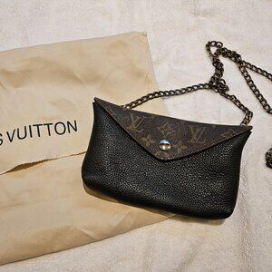 Vintage Boho Louis Vuitton Belt Bag